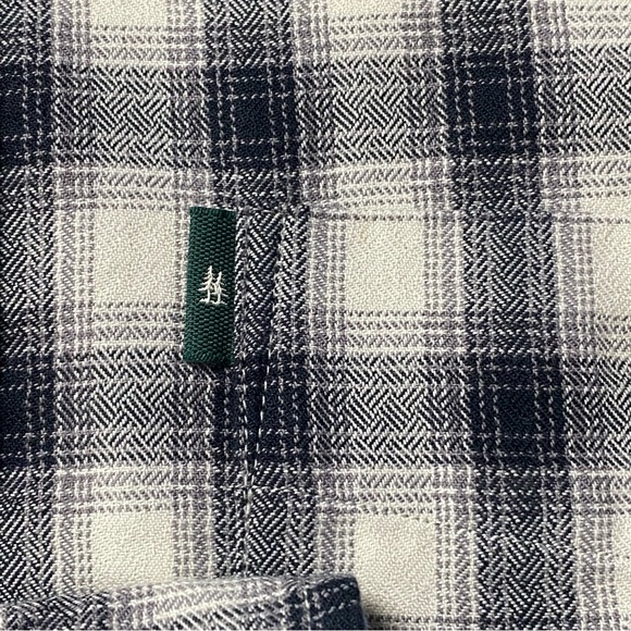 G.H. BASS & CO Men's Plaid Long Sleeve Shirt Size Small - Picture 6 of 9